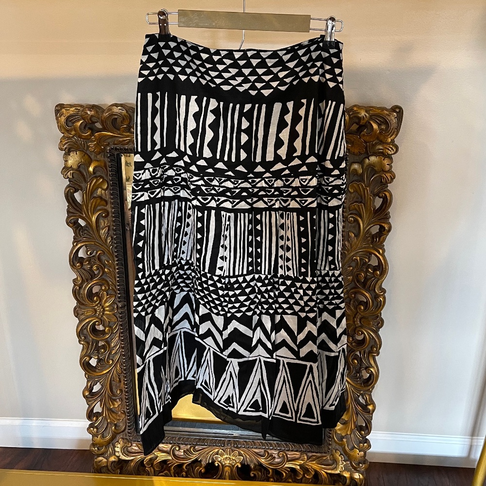 ISDA&CO Black/White Skirt Ladies Size 4